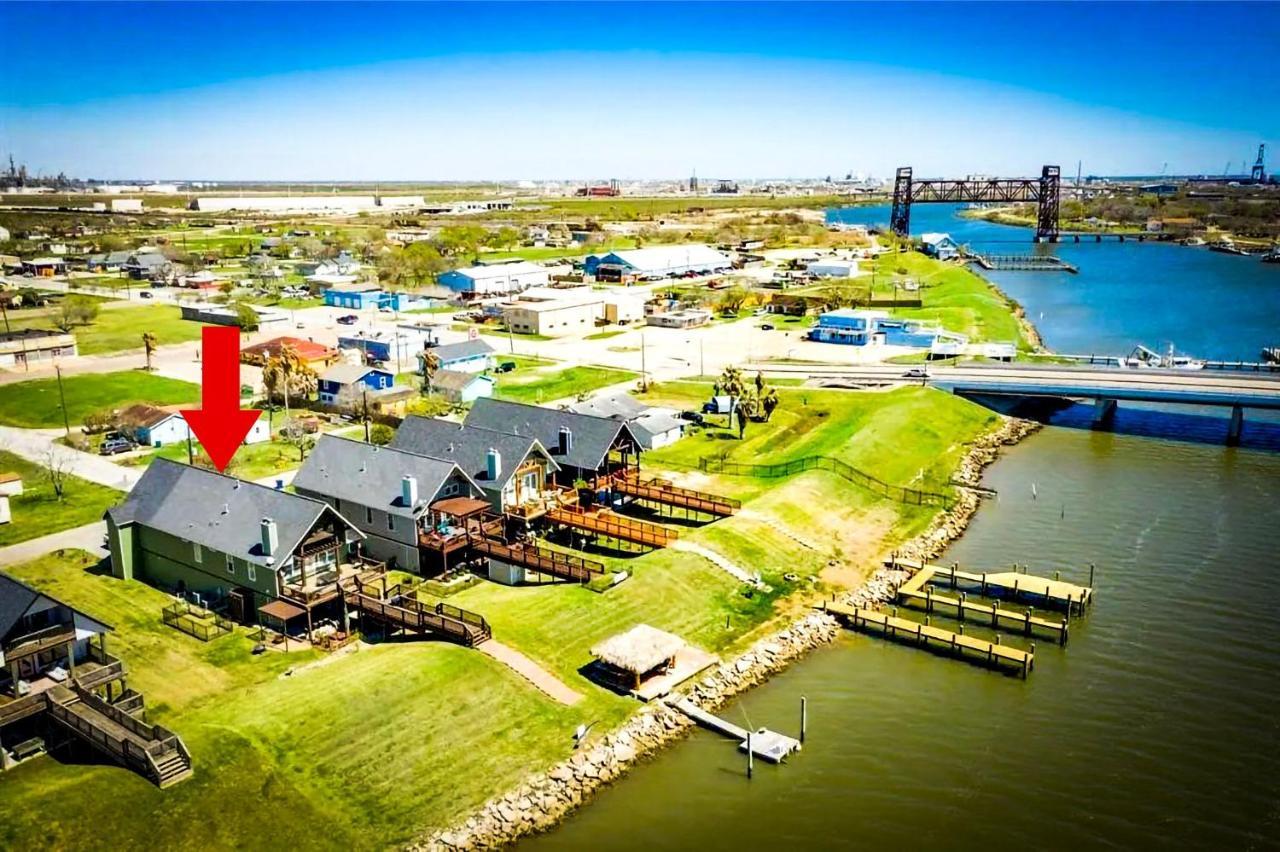 Luxury Waterfront Home Family And Pet Friendly Near Surfside Beach 11 Mins Фріпорт Екстер'єр фото