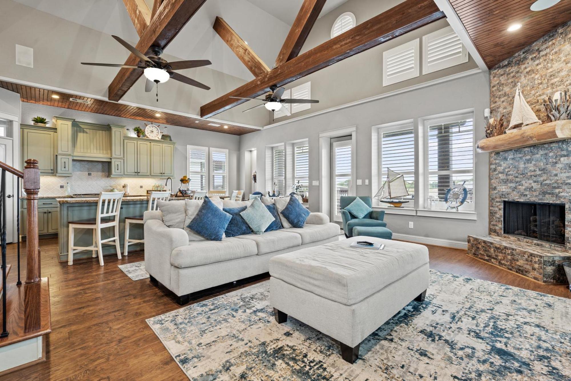 Luxury Waterfront Home Family And Pet Friendly Near Surfside Beach 11 Mins Фріпорт Екстер'єр фото