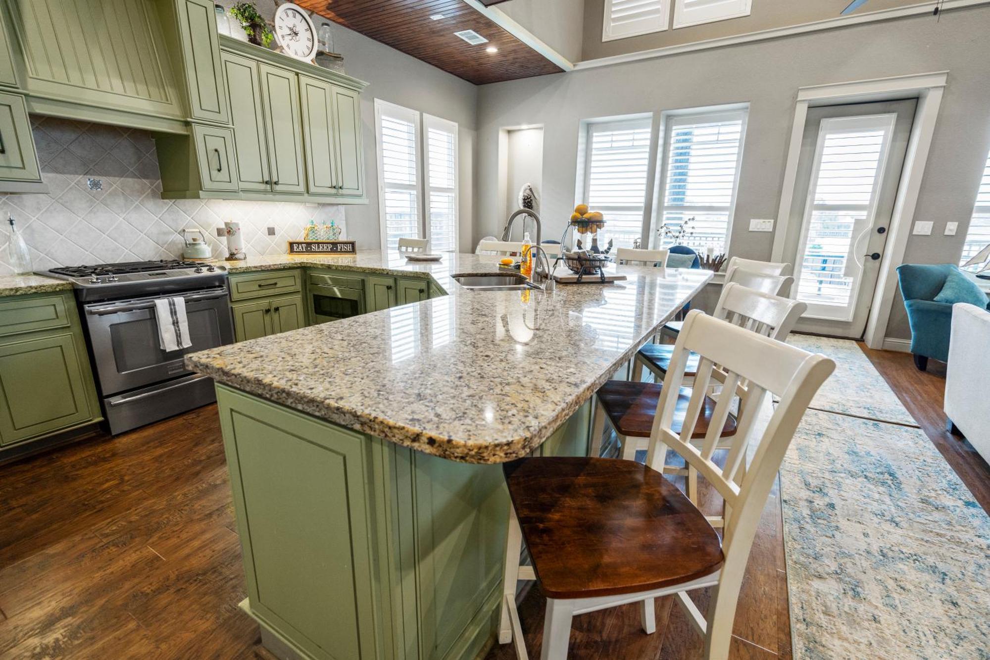 Luxury Waterfront Home Family And Pet Friendly Near Surfside Beach 11 Mins Фріпорт Екстер'єр фото
